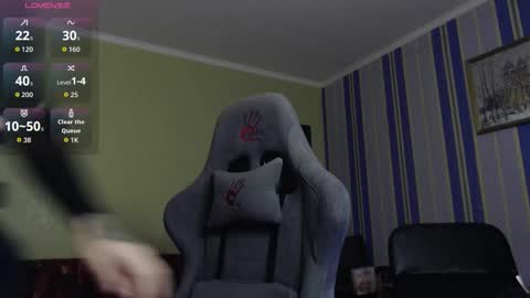 Snapshot of yofukashi chatting on October 2025 10:35:01 AM yofukashi online show from October 2025 10:35:01 AM