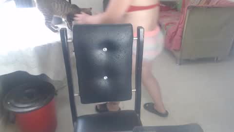 Snapshot of yohis_kiut25 chatting on February 2025 02:48:02 PM yohis online show from February 2025 02:48:02 PM