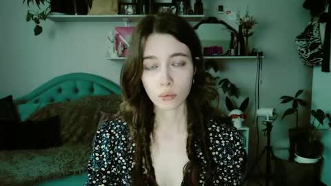 yoka_paradoxxx online show from May 2026 10:00:01 AM