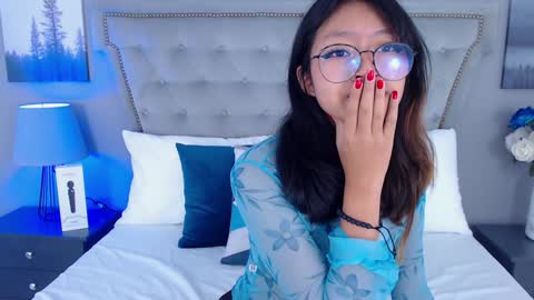 Yommi Winx online show from January 2025 10:10:01 PM