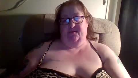 yomoopy online show from January 2025 07:32:01 AM