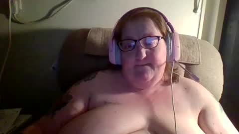 yomoopy online show from January 2025 07:43:01 AM