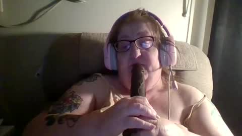 yomoopy online show from January 2025 07:39:02 AM