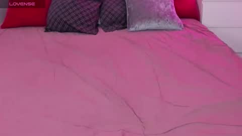 yoneii online show from October 2025 08:56:01 AM