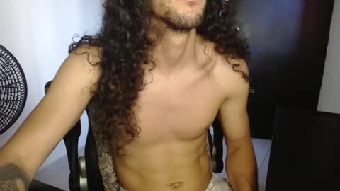 YGN Malu online show from November 2025 10:01:01 PM