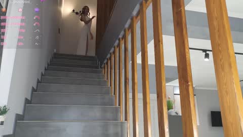 Snapshot of yononeey chatting on January 2025 03:43:01 PM Wilma online show from January 2025 03:43:01 PM