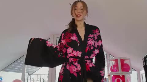 Snapshot of yononeey chatting on February 2025 10:22:01 AM Wilma online show from February 2025 10:22:01 AM