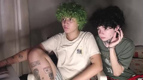 Little Mike Independent model online show from November 2025 09:48:02 PM