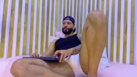 yorby_ online show from May 2026 03:07:02 PM