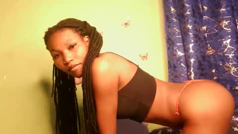 Snapshot of yosweetslut chatting on March 2026 08:52:02 PM Sweetkitty online show from March 2026 08:52:02 PM