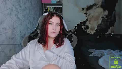 Snapshot of you_lika chatting on September 2025 02:04:02 AM Lika online show from September 2025 02:04:02 AM