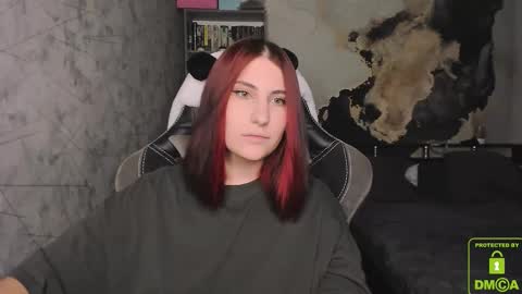 Snapshot of you_lika chatting on September 2025 05:07:01 PM Lika online show from September 2025 05:07:01 PM