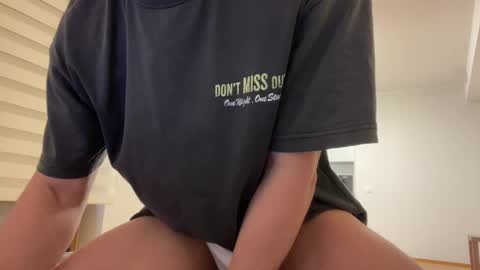 Snapshot of youcan__ chatting on February 2026 01:51:01 PM youcan__ online show from February 2026 01:51:01 PM