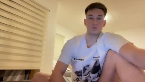 Snapshot of youcan__ chatting on March 2026 04:57:01 PM youcan__ online show from March 2026 04:57:01 PM