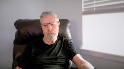 Colorado Guy Straight online show from August 2026 01:05:01 PM
