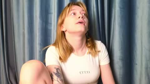 Anna and Luna online show from July 2026 07:37:02 PM