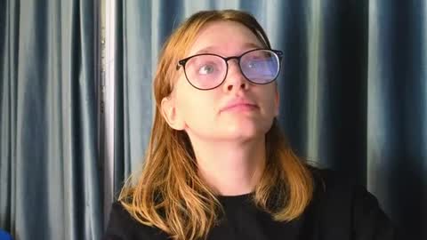 Anna and Luna online show from July 2026 08:41:02 PM