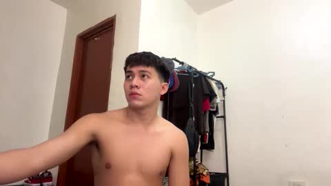 Snapshot of your1sthunk chatting on February 2026 05:01:01 PM Cyrus online show from February 2026 05:01:01 PM