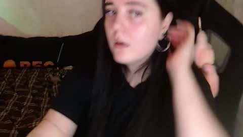 your_8a8y online show from December 2025 08:34:01 AM