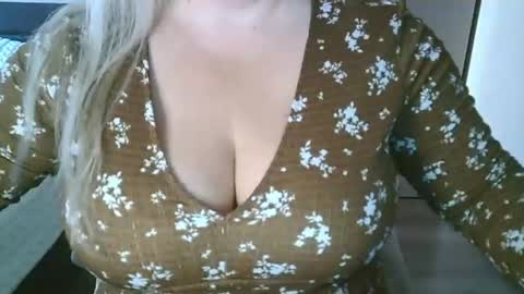 Maria Love online show from July 2026 05:10:02 AM