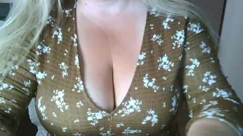 Maria Love online show from July 2026 10:39:01 AM