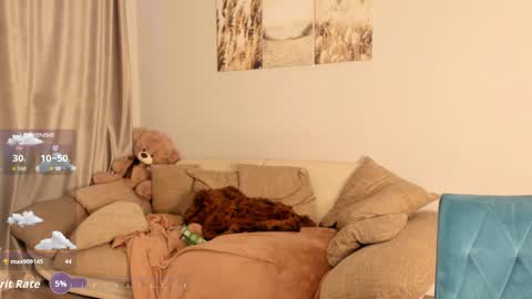 Snapshot of your__voice chatting on November 2025 03:11:02 PM Camilla online show from November 2025 03:11:02 PM