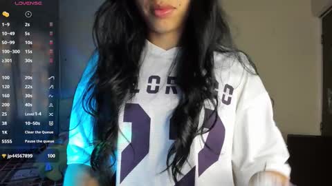 Snapshot of your_beck chatting on December 2025 07:29:02 PM mia3 online show from December 2025 07:29:02 PM