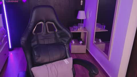 Valery online show from November 2025 01:39:01 AM