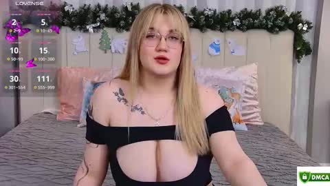 Snapshot of your_dream_nancy chatting on December 2025 01:17:02 PM Nancy online show from December 2025 01:17:02 PM