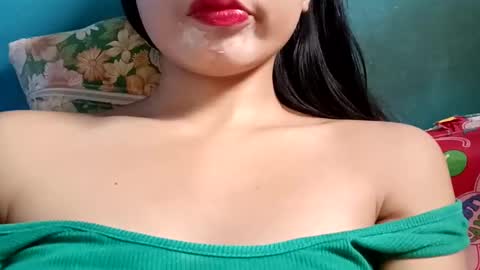 Snapshot of your_fantasy5 chatting on December 2024 01:15:02 AM your_fantasy5 online show from December 2024 01:15:02 AM