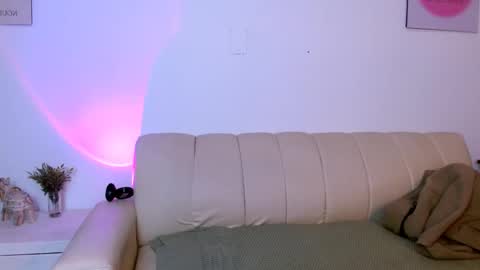 your_girl_of_dream online show from May 2026 02:06:01 AM