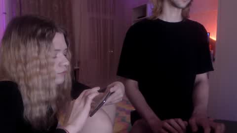 Snapshot of your_horny_friends chatting on January 2025 06:32:02 PM Your Horny Friends online show from January 2025 06:32:02 PM