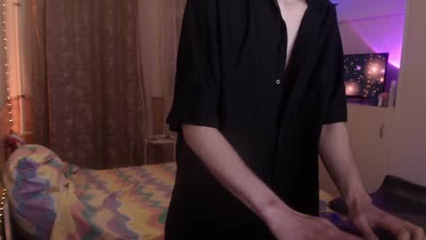 Snapshot of your_horny_friends chatting on January 2025 05:10:02 PM Your Horny Friends online show from January 2025 05:10:02 PM