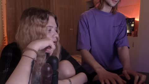 Snapshot of your_horny_friends chatting on February 2025 03:49:02 PM Your Horny Friends online show from February 2025 03:49:02 PM