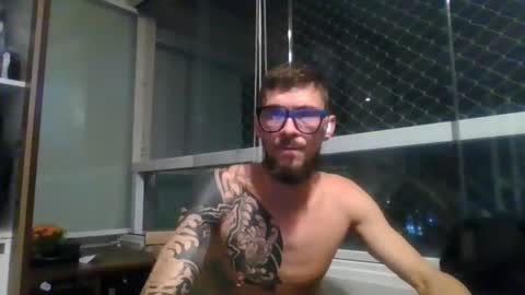 Snapshot of your_kingsex chatting on April 2026 01:14:02 AM your_kingsex online show from April 2026 01:14:02 AM