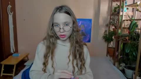 Leslie online show from June 2026 10:52:02 PM