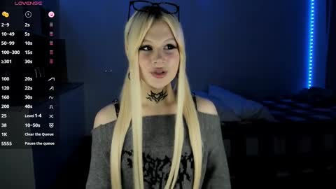 Snapshot of your_little_eva chatting on March 2025 10:04:02 PM Eva online show from March 2025 10:04:02 PM