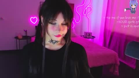 Snapshot of your_little_eva chatting on February 2026 08:10:01 AM Eva online show from February 2026 08:10:01 AM