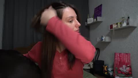 Snapshot of your_little_flexible_girl chatting on January 2025 09:52:01 PM Meri online show from January 2025 09:52:01 PM