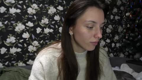 Snapshot of your_little_flexible_girl chatting on January 2025 08:25:02 PM Meri online show from January 2025 08:25:02 PM