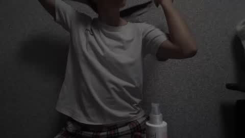 Snapshot of your_little_flexible_girl chatting on February 2025 09:24:02 PM Meri online show from February 2025 09:24:02 PM