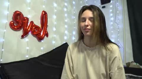 Snapshot of your_little_flexible_girl chatting on February 2026 09:00:01 PM Meri online show from February 2026 09:00:01 PM