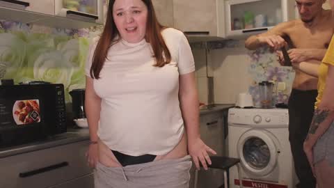 Daria and Lesia online show from December 2024 12:17:02 PM