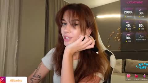 Jessica Loyd online show from December 2025 09:25:01 AM