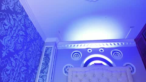 Snapshot of your_perverse_whore chatting on December 2024 06:33:02 AM Salome online show from December 2024 06:33:02 AM