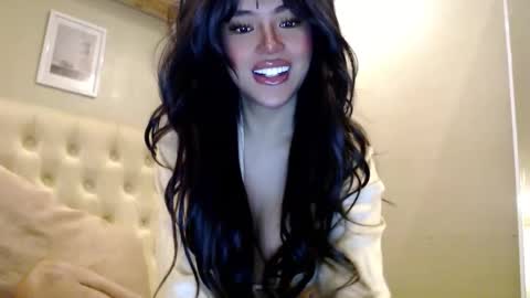 Snapshot of your_pov chatting on January 2026 07:24:02 AM Lena online show from January 2026 07:24:02 AM