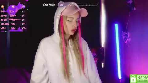 Alice  online show from February 2025 03:31:02 AM