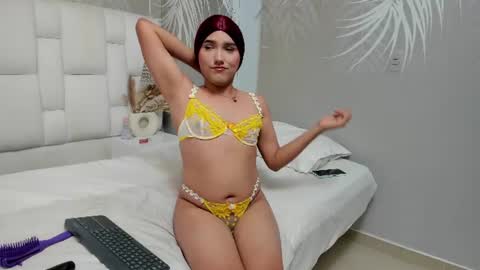 Snapshot of your_sissytrans chatting on June 2026 11:18:01 PM NATASHA online show from June 2026 11:18:01 PM