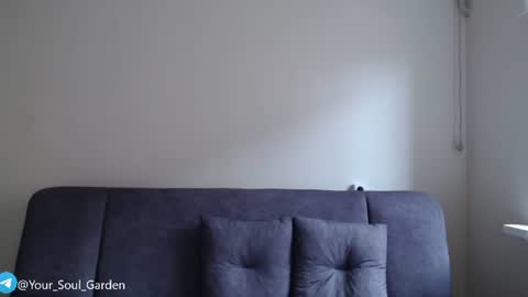Zoe online show from June 2026 12:21:02 AM