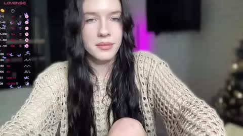 Snapshot of your_sweet_angel_ chatting on January 2025 02:28:02 PM Mia online show from January 2025 02:28:02 PM